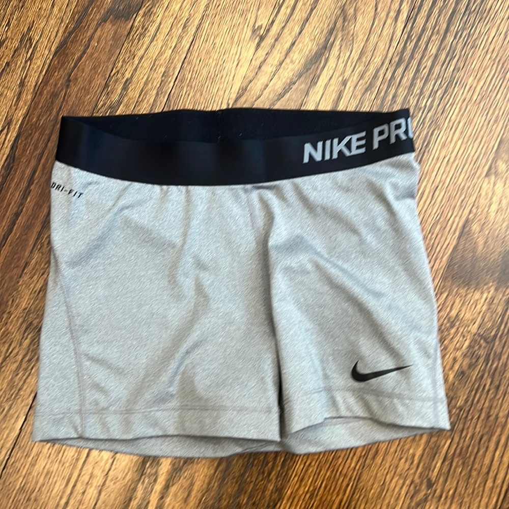 NIKE pro - dri fit shorts -  gray / black - size m